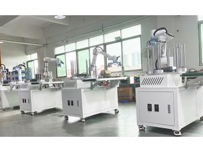 機(jī)器人料倉一體機(jī)——旋轉(zhuǎn)料倉